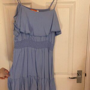 Blue dress